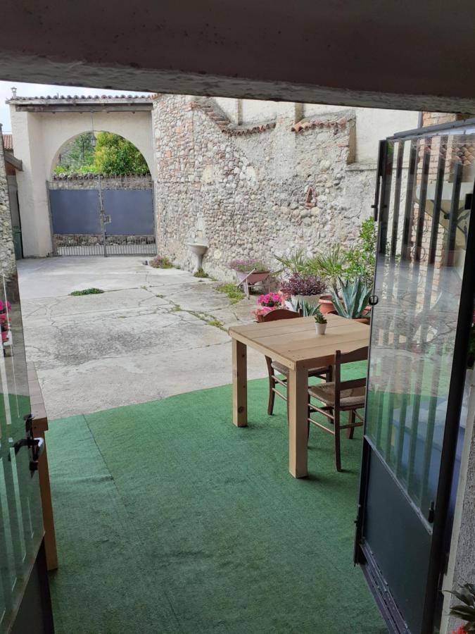 Vicolo Del Nido B&B Paderno Franciacorta Bagian luar foto