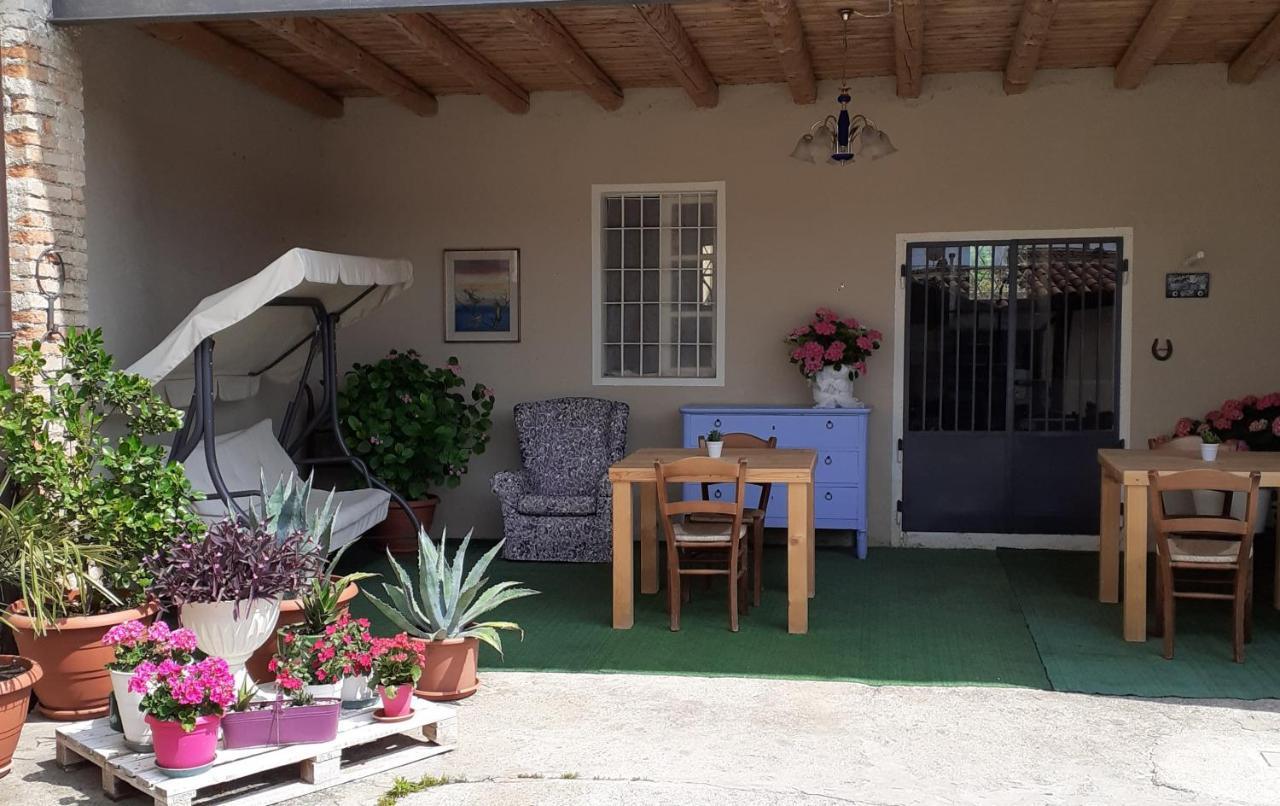 Vicolo Del Nido B&B Paderno Franciacorta Bagian luar foto