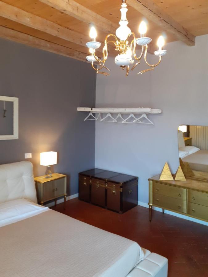 Vicolo Del Nido B&B Paderno Franciacorta Bagian luar foto
