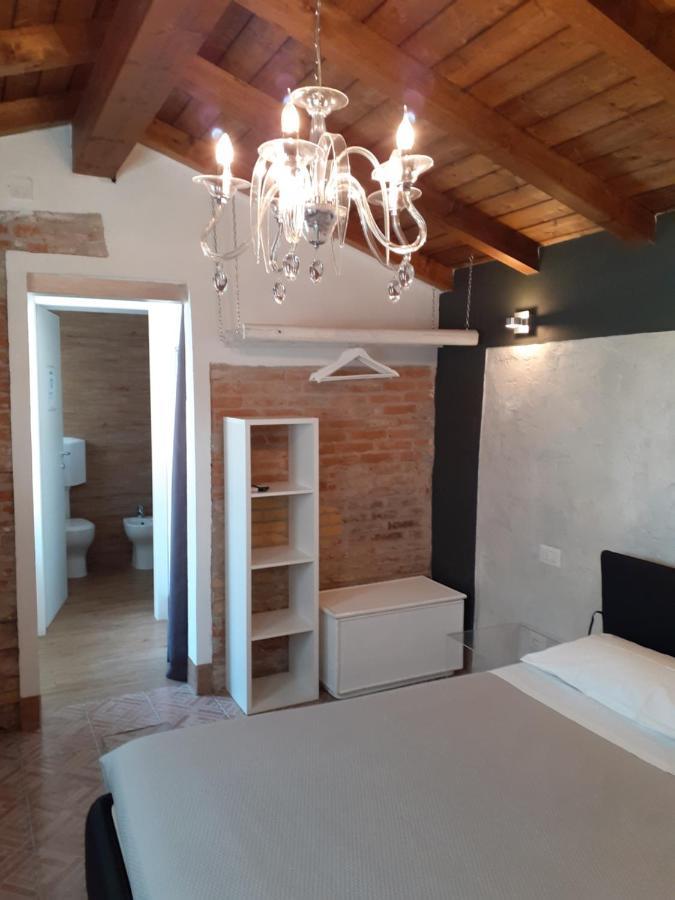 Vicolo Del Nido B&B Paderno Franciacorta Bagian luar foto