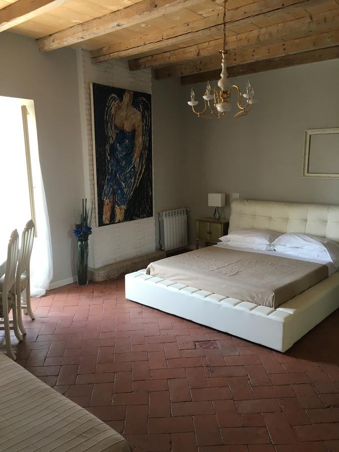 Vicolo Del Nido B&B Paderno Franciacorta Bagian luar foto