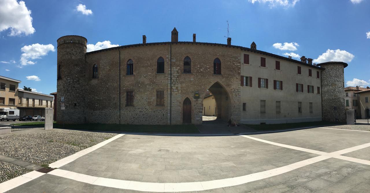 Vicolo Del Nido B&B Paderno Franciacorta Bagian luar foto